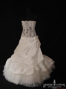 Mariées de Paris - Bustier en dentelle et jupe en taffetas