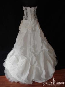 Mariées de Paris - Bustier en dentelle et jupe en taffetas