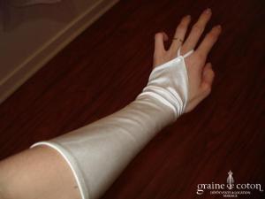 Pronuptia - Mitaines en satin ivoire