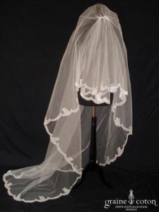 Pronuptia - Voile en tulle ivoire long de 3 mètres et bordé de fine dentelle de Calais