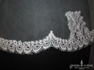 Pronuptia - Voile en tulle ivoire long de 3 mètres et bordé de fine dentelle de Calais
