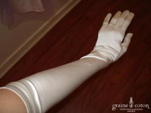 Pronuptia - Gants longs en soie ivoire