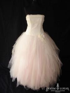 Captive pour Rosi Strella - Salomé