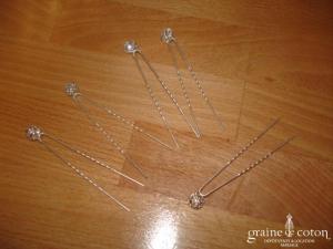 Oksana Mukha - Pics à cheveux boule strass Swarovski