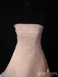 Les mariées d'Elodie - Robe en bandes horizontales d'organza ivoire clair