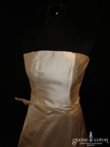 Reinaldo Alvarez - Robe F en mikado de soie ivoir bustiere