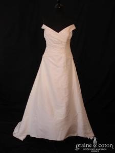 Pronuptia - Robe drapée en soie sauvage avec bretelles sur les épaules