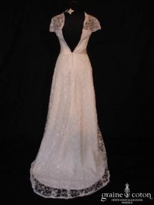 Création italienne - Robe en satin et dentelle blanche