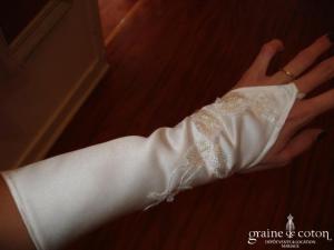 Doigts de fées - Mitaines en satin ivoire