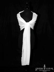 Étole en mousseline ivoire