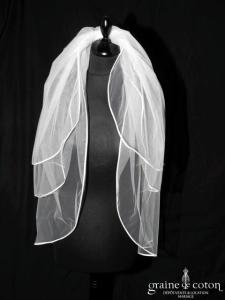 Voile mi long avec 3 rabats de tulle ivoire bordé de biais de satin