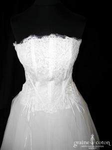 Création Bochet - Robe en dentelle de Calais et mouchoirs de tulle ivoire