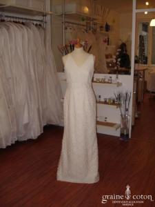 La Sposa - Robe longue en dentelle ivoire près du corps