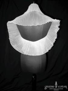 Juste un baiser - Étole tube en organza plissé ivoire