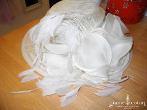 Folie douce - Chapeau en sisal ivoire et organza de soie