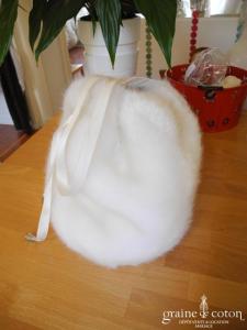 Pronuptia - Sac boule façon aumônière boule en fausse fourrure ivoire