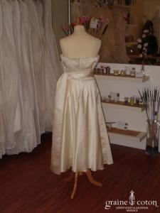 Robert Bron - Robe courte en satin ivoire