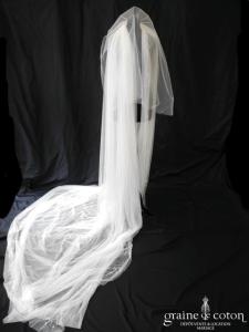 Pronovias - Voile long de 3 mètres en tulle de soie ivoire perlé de marguerites