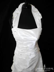 Rembo Styling - Robe sirène deux pièces en taffetas ivoire avec tour de cou amovible