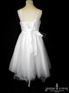 Robe demoiselle d'honneur blanche avec noeud en tulle et strass