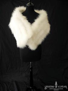 Étole/écharpe en duvet de cygne ivoire clair