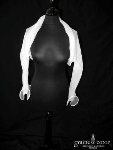 Suzanne Ermann - Boléro en tulle avec manches volutes longues blanc cassé