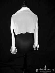 Suzanne Ermann - Boléro en tulle avec manches volutes longues blanc cassé