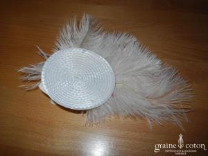 Alexia - Bibi ivoire en plume d'autruche et fleur d'orchidée