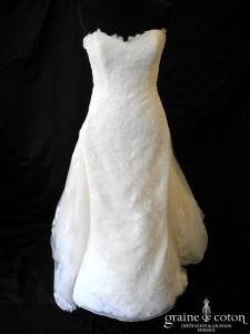 Pronovias - Pluma