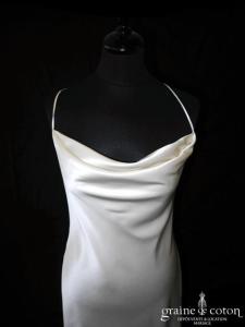 Fanny Liautard - Création fluide en satin de soie ivoire