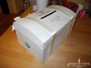 Urne en papier mâché et carton ivoire