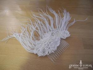 Elsa Gary - Peigne en dentelle et plumes