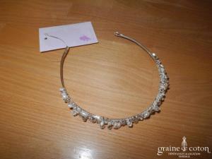 Bianco Evento - Diadème fin / headband en strass, fil argenté et perles ivoires