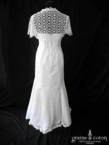 Création sirène en dentelle blanche