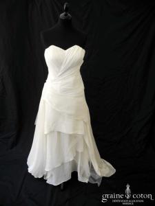 Catherine Marechal - Création en mousseline de soie ivoire clair