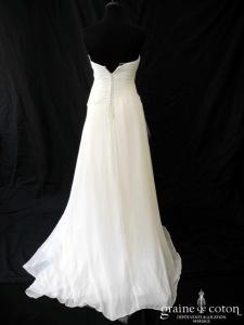 Catherine Marechal - Création en mousseline de soie ivoire clair