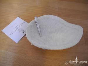 Pronuptia - Bibi en dentelle et perles monté sur pince