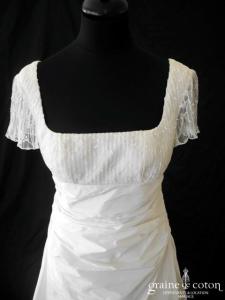 Créations Bochet - Robe empire en dentelle et taffetas ivoire avec manches