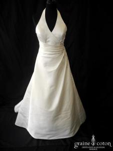 Luxuar - Robe en satin drapé et brodé ivoire