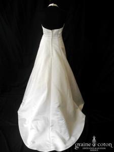 Luxuar - Robe en satin drapé et brodé ivoire