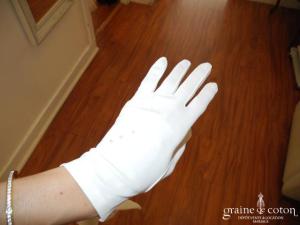 Gants courts blanc perlés