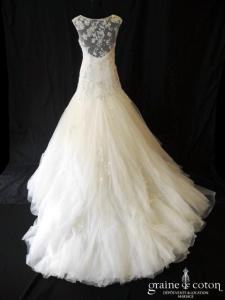 Elianna Moore - Carlotta