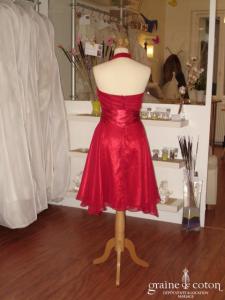 Robe de soirée dos nu fluide rouge foncé