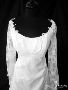 Hervé Mariage - Robe empire en taffetas et dentelle ivoire