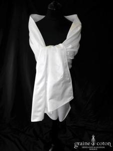 Les mariées de Provence - Étole en satin blanc