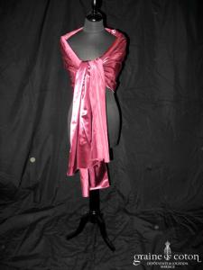 Étole en satin bordeaux