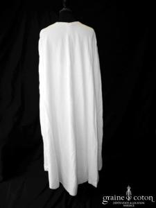 Création - Cape longue en velours ivoire clair