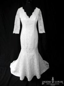 Votre Majesté - Création en dentelle ivoire