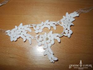 Elsa Gary - Collier en dentelle