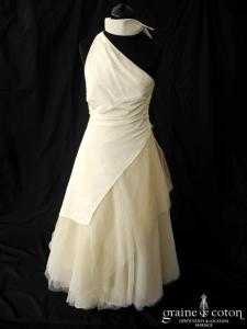 Cymbeline - Robe en taffetas ivoire avec bretelle asymétrique et col